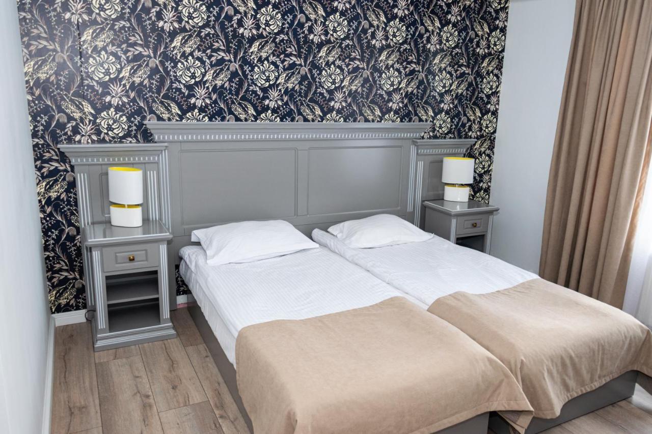Carul Din Stele Hotell Coţofenii din Faţă Exteriör bild